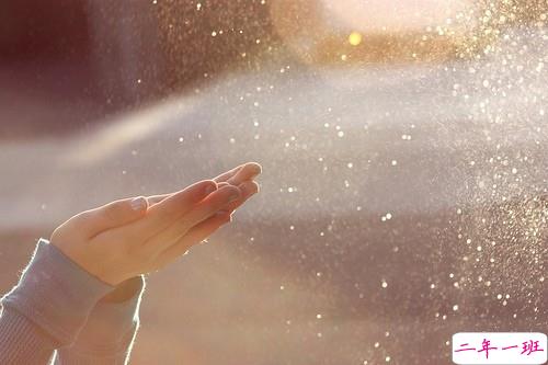 2019下雨天伤感心情说说带图片 忍不住伤心流泪的说说合集9