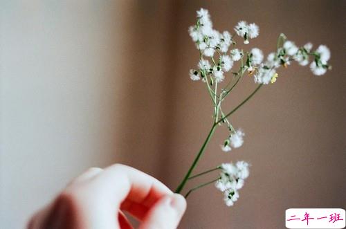 2019心里难受的说说带图片 一丝丝难过的朋友圈说说14