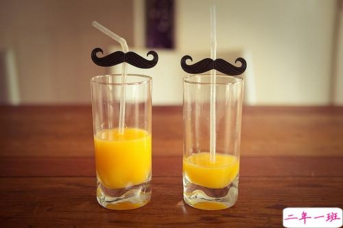 女生超拽霸气说说配图大全 现在最火的心酸短句带图片15