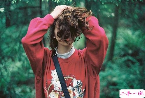 qq说说伤感女生带绝情配图 是真的感到心好累说说带图片3