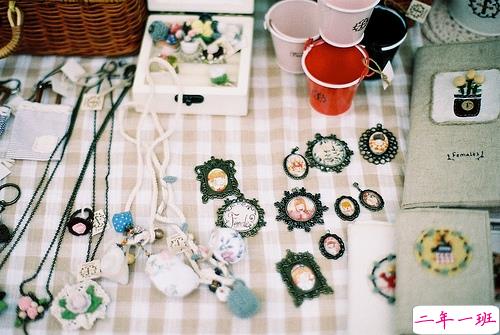 精辟犀利的爱情说说大全带图片 这些描写爱情的句子太绝了9