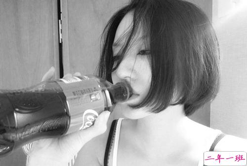 一句话经典爱情说说带图片 长大后我们都得学会的爱情哲理1