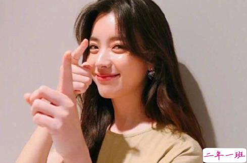 2018伤感说说让人流泪的说说带图片 理智又感性的伤感说说配图9