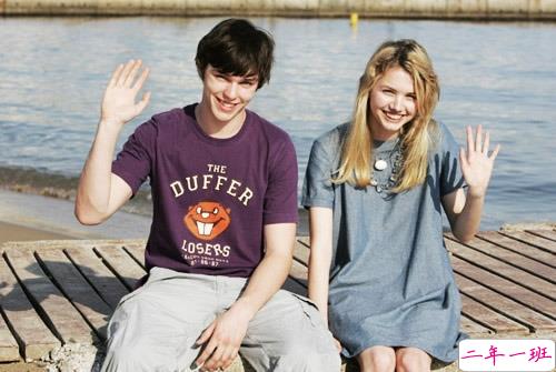 哪里会有人喜欢孤独,不过是不喜欢失望罢了12