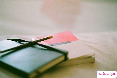 超伤感的00后难过心痛说说带图片 树深时雾起海深时浪涌14