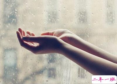 伤感歌词说说大全带图片3