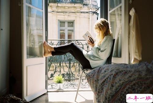 那些爱而不得的心酸和伤感图片句子 似曾已看过极光海洋和彩虹8