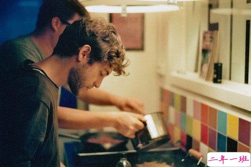 那些爱而不得的心酸和伤感图片句子 似曾已看过极光海洋和彩虹11