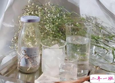 冬季发朋友圈的唯美句子带图片 坠欢莫拾酒痕在衣12