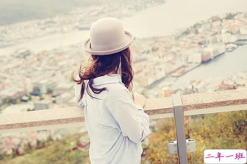 恋爱中那些甜蜜唯美又泛着心酸的句子带图 你说今晚月色真美8