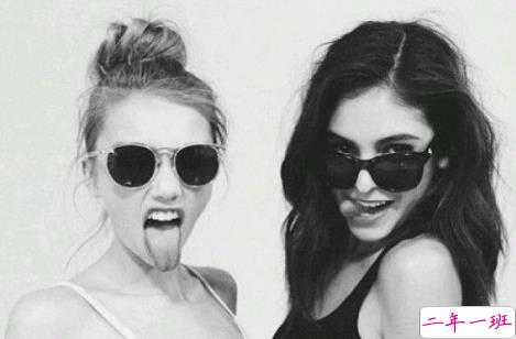 致闺蜜心情图片说说带字:感谢在最美的年华遇见你7