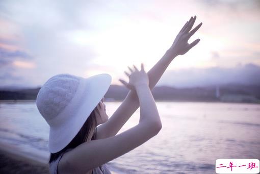 女生唯美伤感说说带图片 一句话描述心情不好的说说4