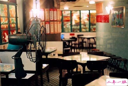 微信唯美忧伤说说一句话带图片 适合悲伤时发的唯美句子15