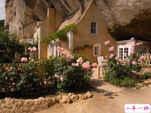 文艺唯美简短说说大全带图片 适合女孩子发的唯美说说配图8