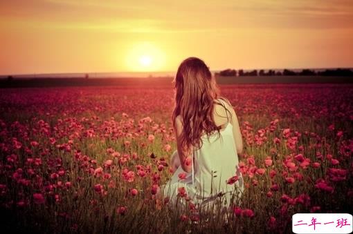 文艺唯美简短说说大全带图片 适合女孩子发的唯美说说配图14