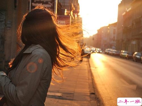 治愈系个性唯美说说带图片 2018朋友圈很火的唯美文艺说说配图7