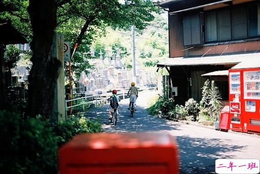 适合孤独时候发的治愈心情说说带图片 孤独没有形状却是无数个你白日的模样4