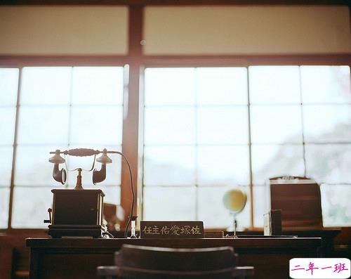 唯美又简单的一句话说说带图片 你本是这世间独一无二千般好14