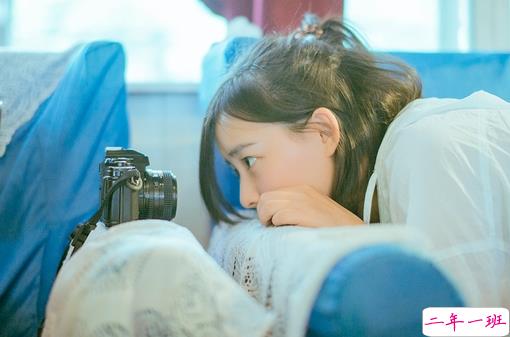 那些和青春夏天有关的唯美简单小清新图片句子 阳光倾落风雨都不舍11