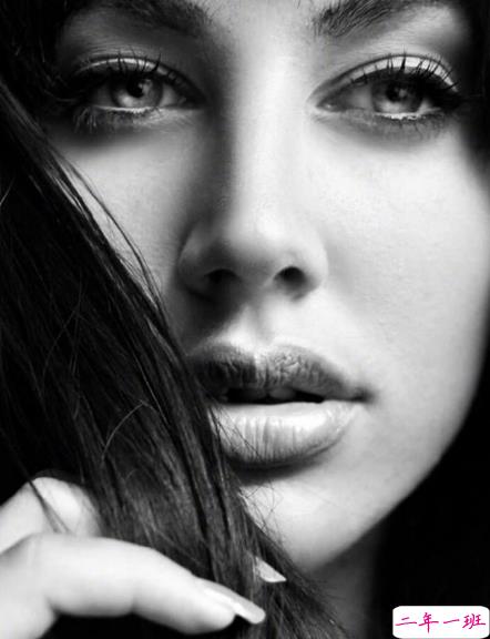 微博说说大全带图片女生唯美:所有的姗姗来迟,都是刚好的开始14