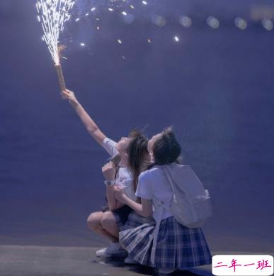 2021干净治愈闺蜜文案短句 写给闺蜜走心且暖心的话1