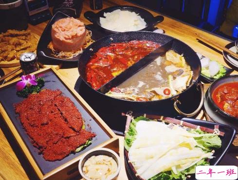 2020初雪的第一顿火锅心情文案 初雪你和火锅都不许缺席2