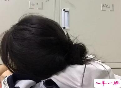 心情失落的伤感句子 女生说说内心忧伤难过2