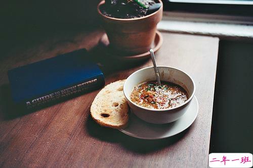 社会现实人情冷暖句子带图片 现实又很扎心的句子看透一切配图12