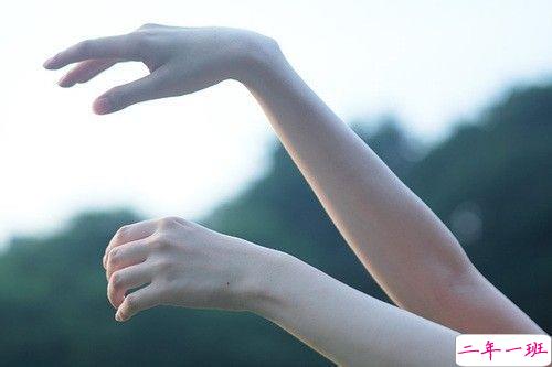 满怀忧伤感到难过的伤感句子 心里很难过但是不能说出来的伤感句子2