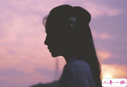 能让人瞬间就哭的句子带图片2018 坚强到令人心疼的短句配图1