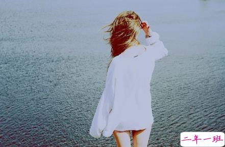 能让人瞬间就哭的句子带图片2018 坚强到令人心疼的短句配图8