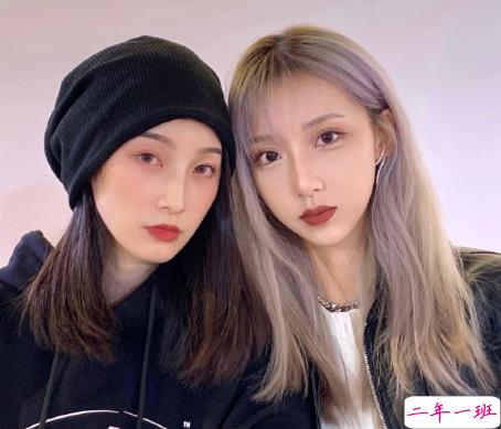 2021伤感的英语句子带翻译 伤感且唯美的英文说说1