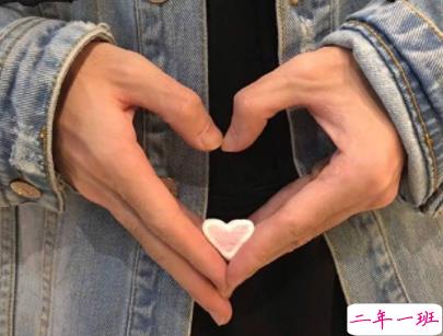 30句英文简短情话带翻译 唯美好听的英文表白小短句2