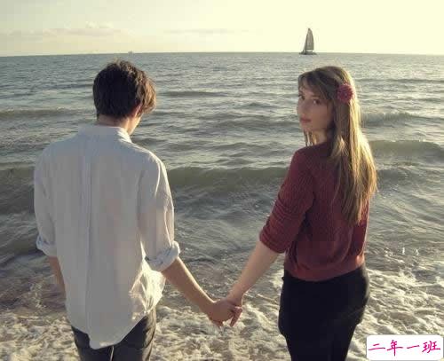 2018适合情侣发的个性甜蜜说说 你若不离不弃我必生死相依2