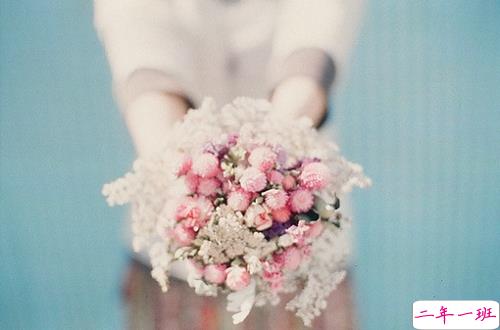 我还是很喜欢你,像星辰亲吻大海,可望不可即1