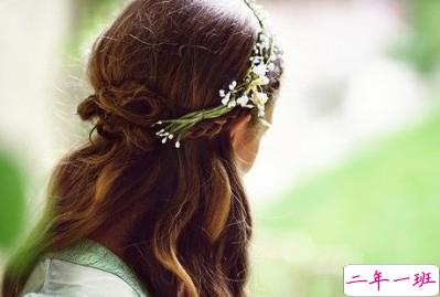 有诗意的爱情句子:爱情,需要一点心甘情愿的笨