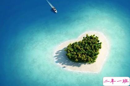 伤感爱情语句:爱情从来没有离开过,只是我记得你忘了