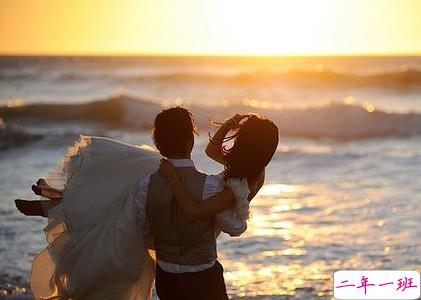 QQ空间爱情说说:我愿意陪着你一起慢慢变老