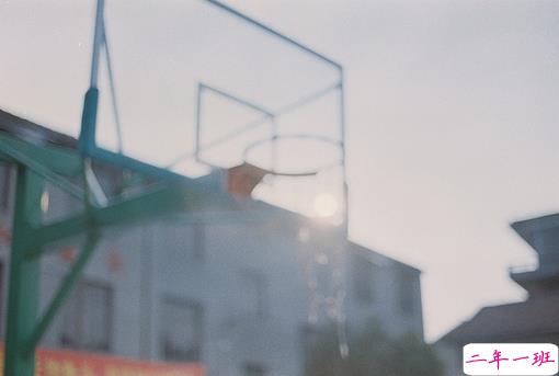 一个人被伤透的伤感心情说说适合女生 难过到想哭的个性说说1