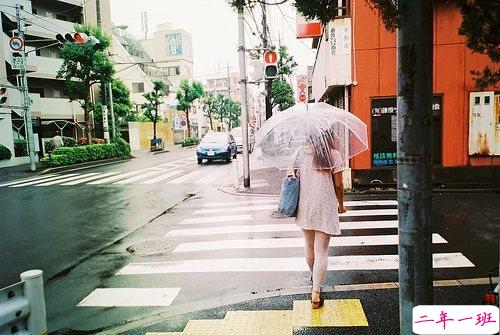 00后男生女生喜欢发的英文个性说说 经典英文说说精辟又有内涵1