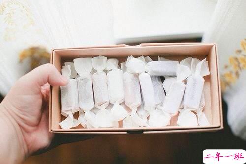 关于友情的经典个性说说 友谊天长地久的个性说说1