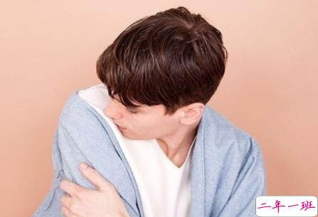 明明该浪的年纪,却妄想执一人之手到白头1