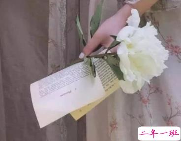 内心被掏空的伤感说说 每一分每一秒都是煎熬的说说1