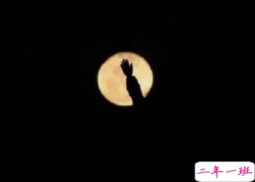 心凉离开的心情说说 内心疼痛无比的说说1