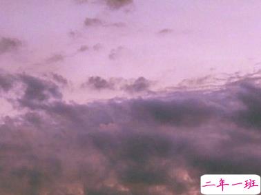 伤感晚安说说微信朋友圈 我们都是在深夜里崩溃的俗人2