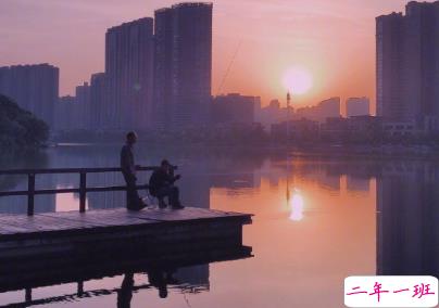 无关爱情的文案 朋友圈说说简约文艺2