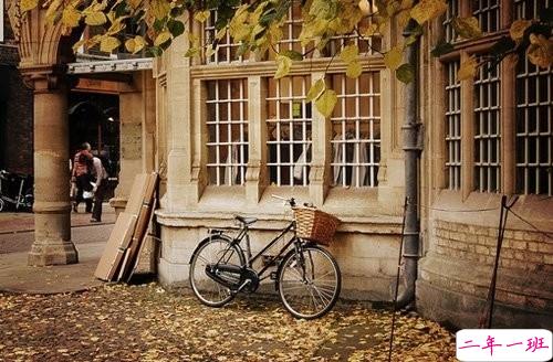 忘不了也放不下某人的伤感说说 心里有道坎始终过不去的说说2