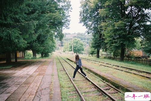 深夜睡不着的说说心里有事 翻来覆去一直睡不着的伤感说说 2