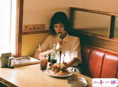 每一句戳心的伤感说说听着难过 让你红过眼有道理的伤感说说大全1