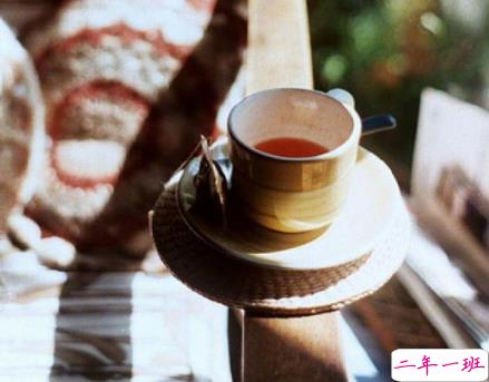 不得不放手离开的伤感说说 拿得起放不下的经典说说2